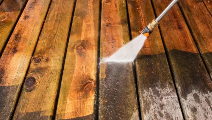Why You Should Power Wash Your House: A Complete Guide for Gainesville, FL Residents